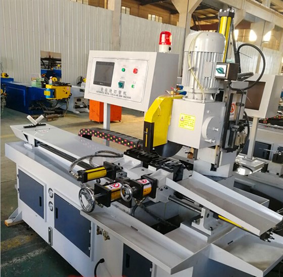 鋁型材切割機(jī) 鋁型材切割機(jī)