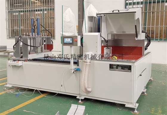 大型鋁型材切割機(jī) 大型鋁型材切割機(jī)