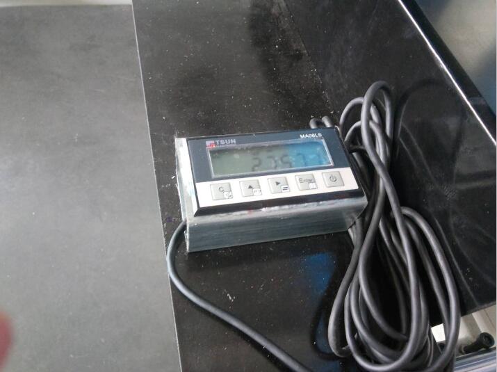 【揚州】鋁合金代替鈑金，需要一款半自動切鋁機實現(xiàn)多種尺寸材料鋸切