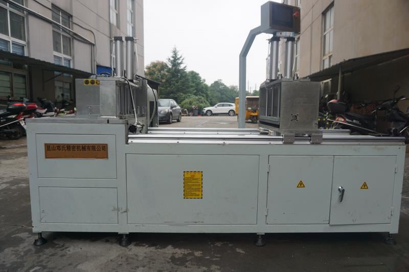 鋁型材切割機(jī)DS-A500鋸切汽車零部件，令藍(lán)托金屬滿意