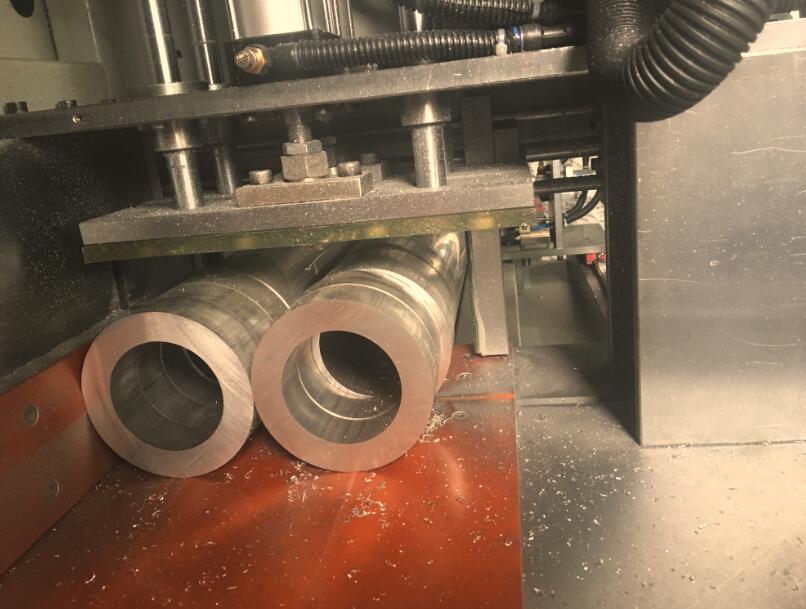 【常州】用上了鄧氏DS-A400全自動切鋁機，多虧了朋友介紹